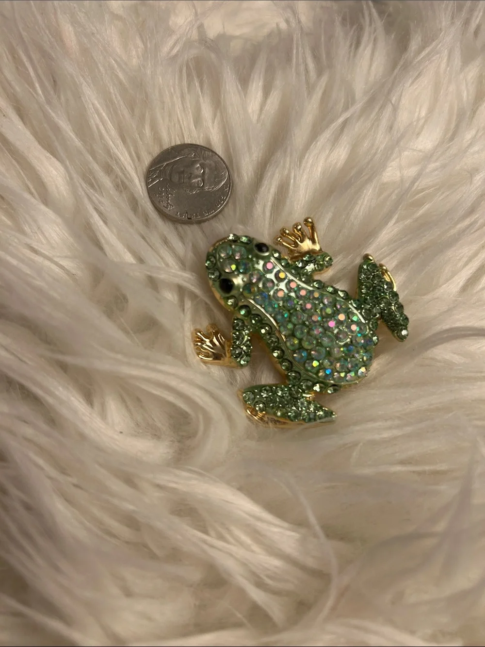 Green Crystal Frog Brooch with Gold Accents